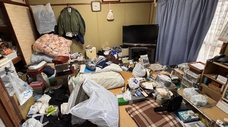大阪市東淀川区 H様 団地(3階)から退去するための荷物撤去と設備取り外しおよび清掃作業一式