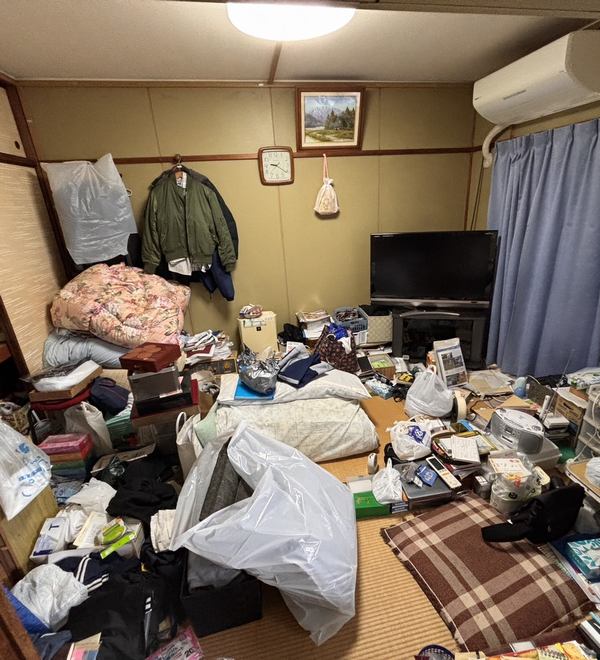 大阪市東淀川区 H様 団地(3階)から退去するための荷物撤去と設備取り外しおよび清掃作業一式