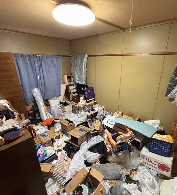 大阪市東淀川区 H様 団地(3階)から退去するための荷物撤去と設備取り外しおよび清掃作業一式